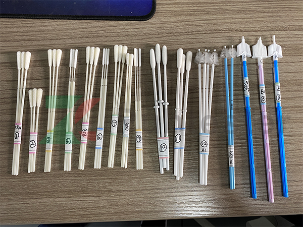 咽拭子(有logo).jpg